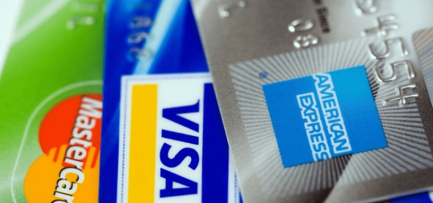 Quelle est la différence entre carte de débit et carte de crédit ?